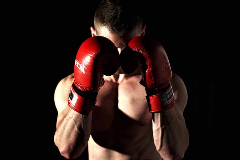 How boxers build muscles without lifting weights?