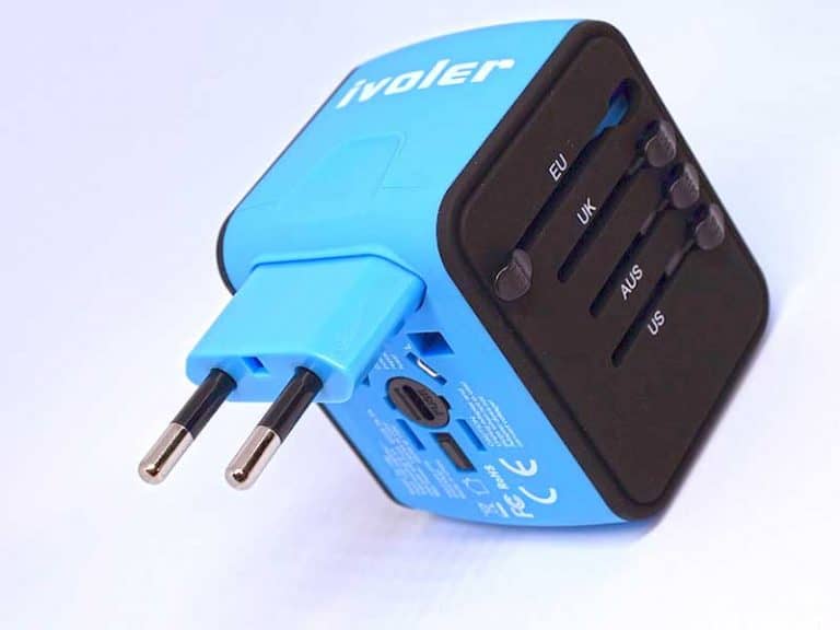 Universal power adapter